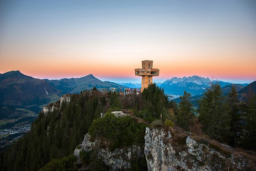 jakobskreuz-buchsteinwand-tirol.jpg